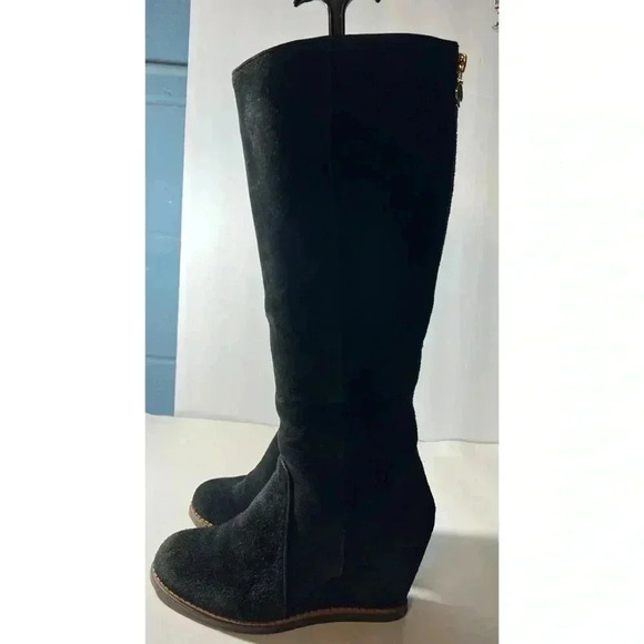 Black Knee-High Women's Boots - Picture 2 of 8
